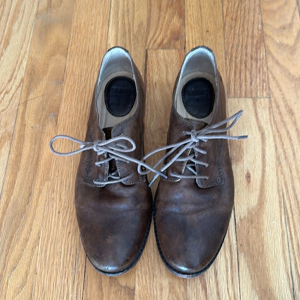 Frye sz 8 Anna Oxford brown leather with laces great pre owned condition